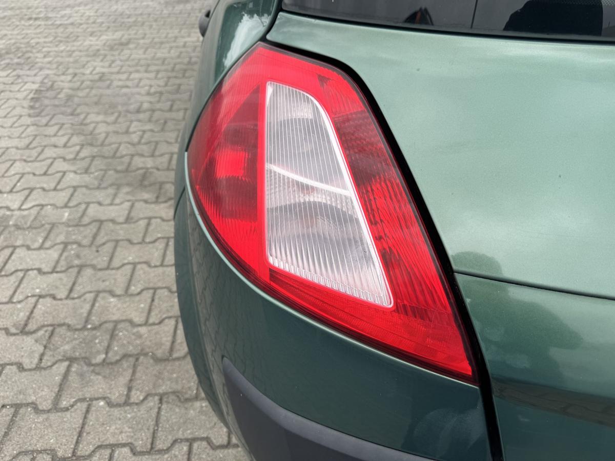 Renault Megane 2 original R&uuml;cklicht R&uuml;ckleuchte Schlussleuchte links Flie&szlig;heck Bj.2004