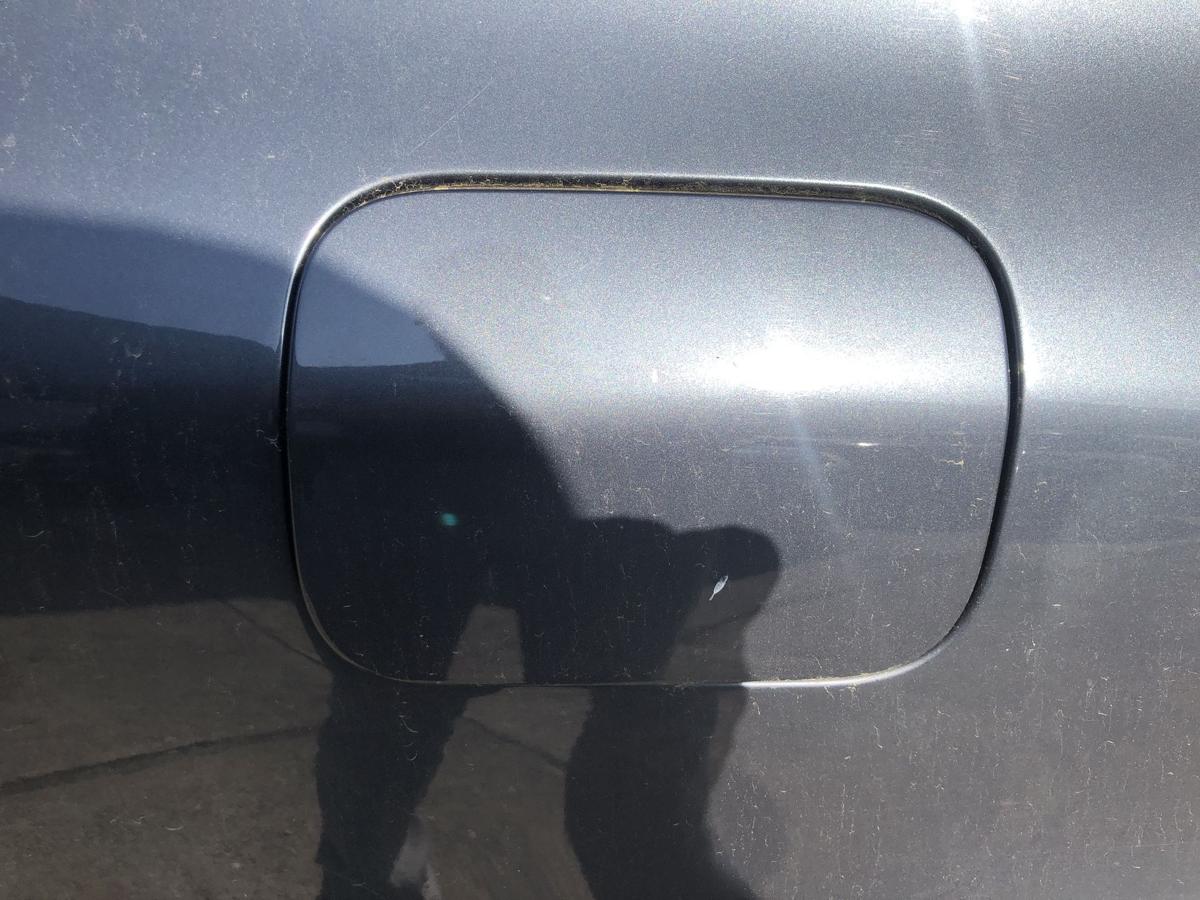 Skoda Superb 2 Typ 3T Tankklappe Tankdeckel Tankverschluss LF8J Anthrazitgrau