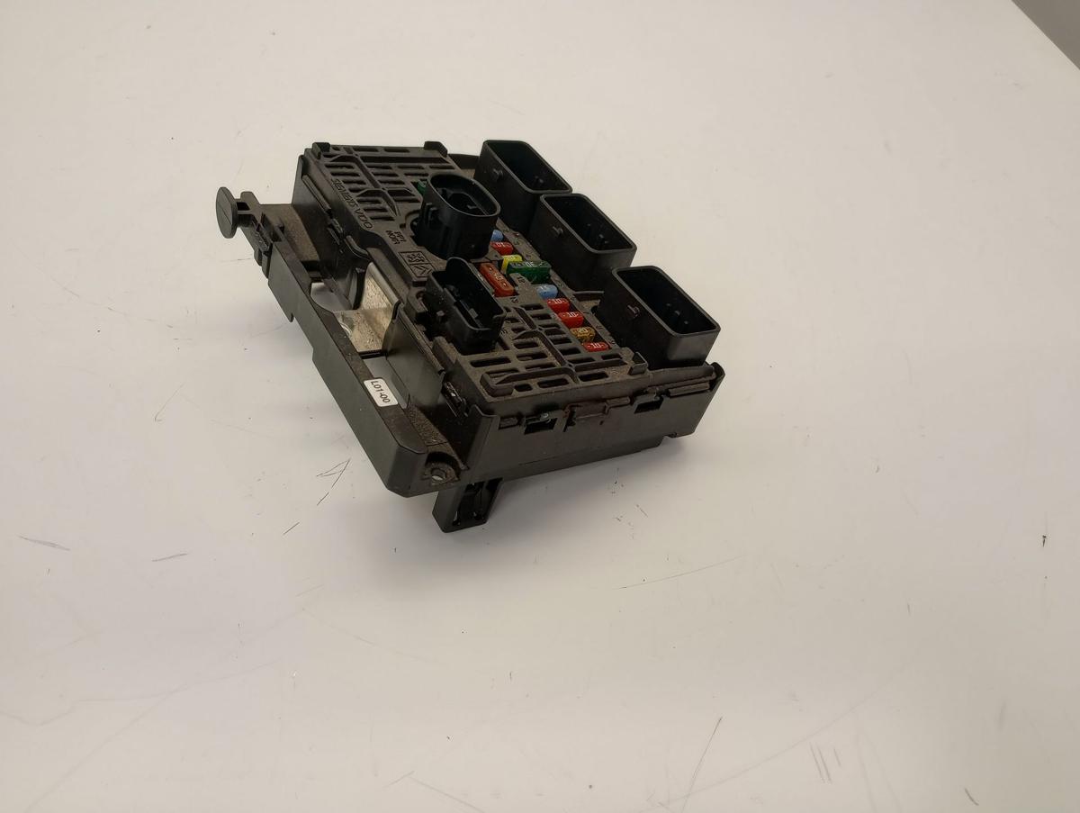 Peugeot 407 6D Bj2004 orig. Steuergerät Bordnetz Motorraum BSM /9656086080