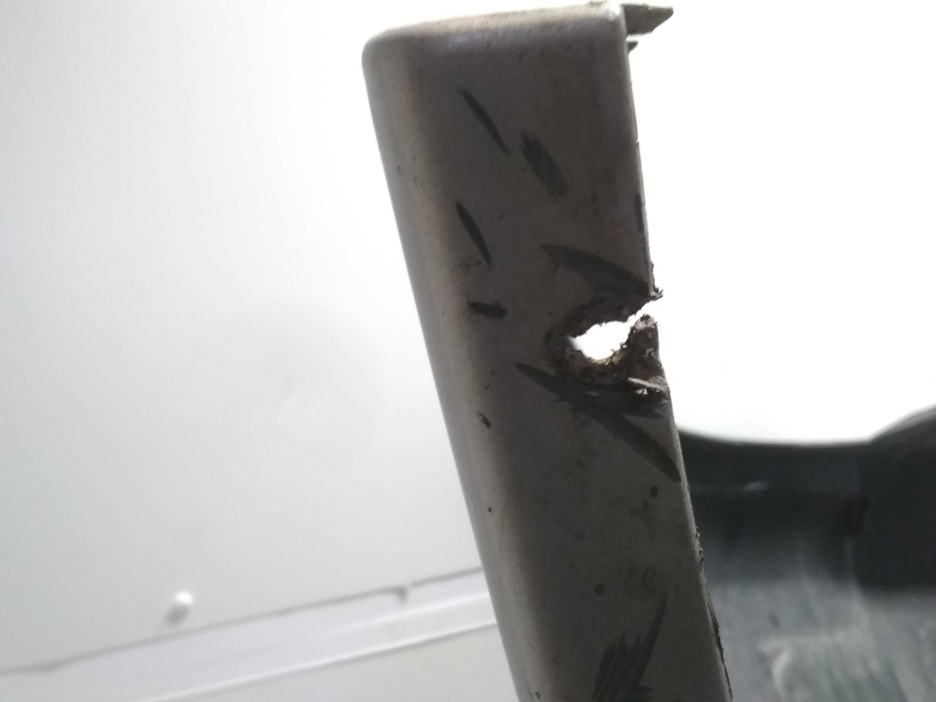 Citroen Berlingo Bj.2003 original Sto&szlig;stange Sto&szlig;f&auml;nger vorn sandbeigemet. KDD