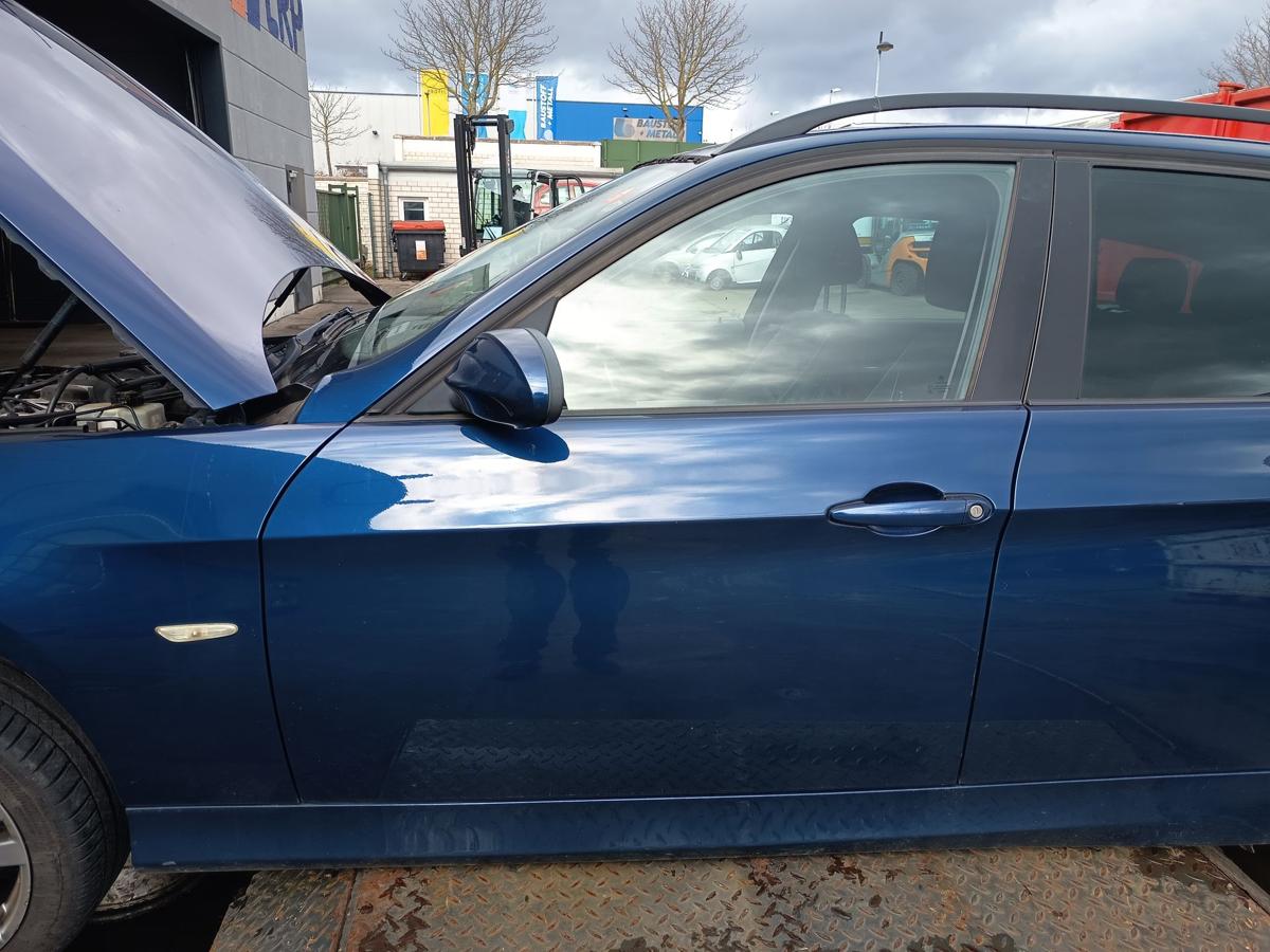 BMW 3er E90/91 original T&uuml;r vorn links Fahrer Rohbau Rost A07 Mysticblau Bj 2006