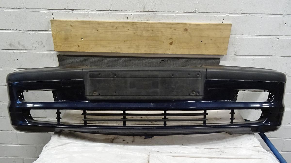 BMW 3er E46 Bj2001 Stoßstange Stoßfänger vorn 51118195283 in Orientblaumet