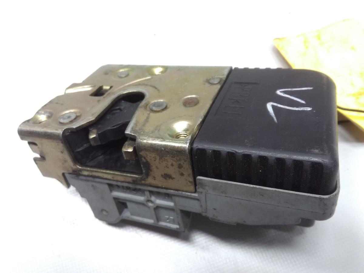 Citroen C5 original T&uuml;rschloss vorn links mit Zentralverriegelung BJ2004