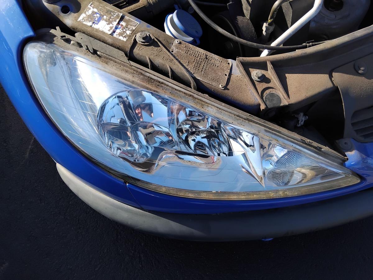 Peugeot 206 original Scheinwerfer vorn rechts Facelift Halogen mit LWR BJ2005