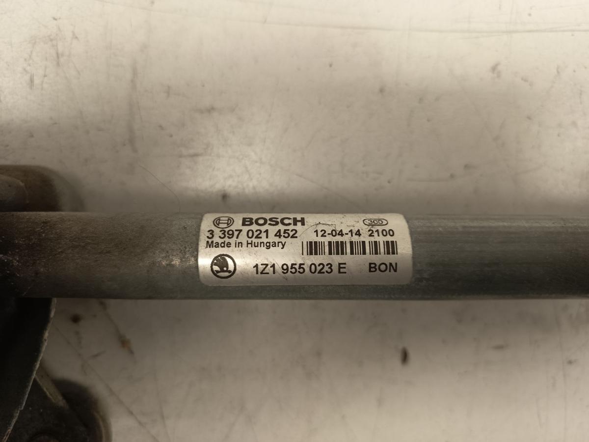 Skoda Octavia II 1Z original Wischermotor vorn/Front mit Gest&auml;nge Bj 2012