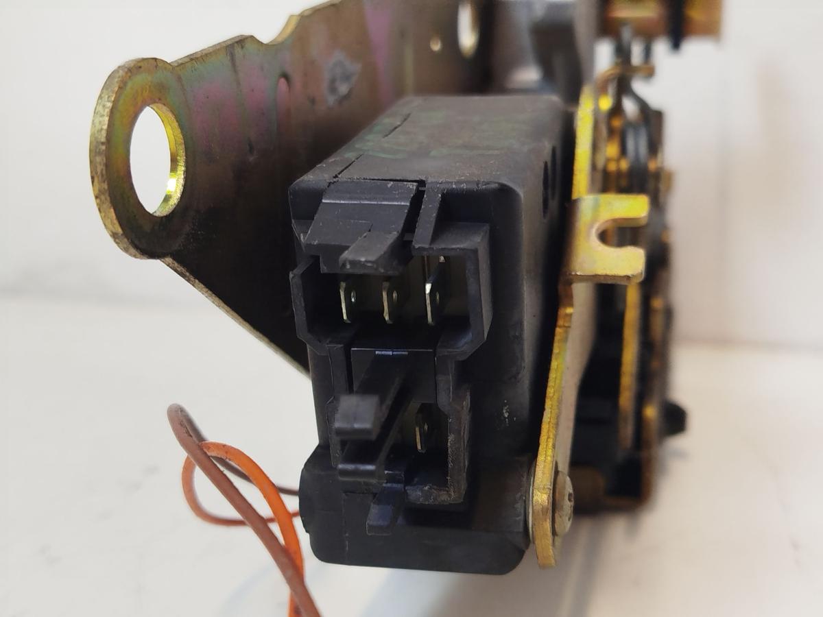 Smart ForTwo 450 CabrioT&uuml;rschloss vorn rechts mit ZV Stellmotor Valeo