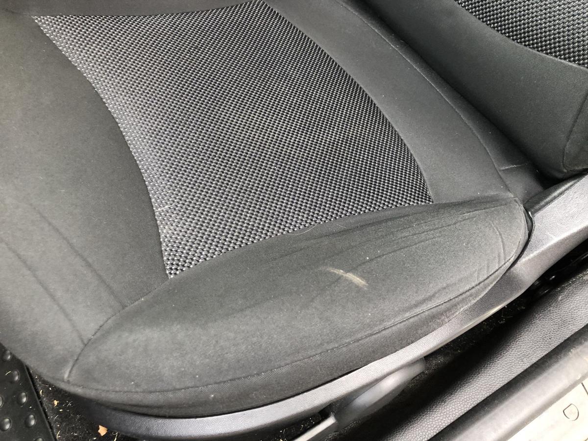 BMW Mini R56 Sitz vorne links Fahrersitz Stoffsitz Autositz ohne Heizung