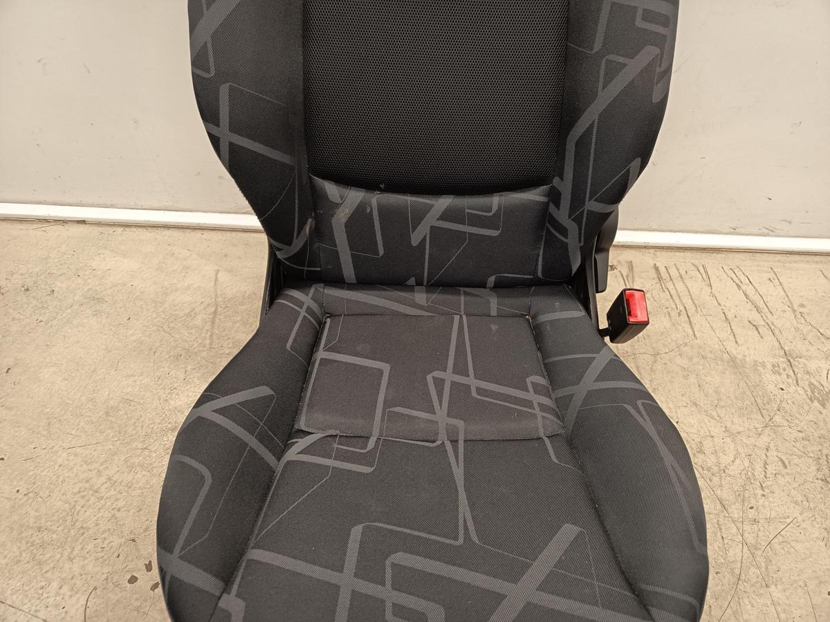 Smart Fortwo 451 original Sitz vorne rechts Stoff Baujahr 2009