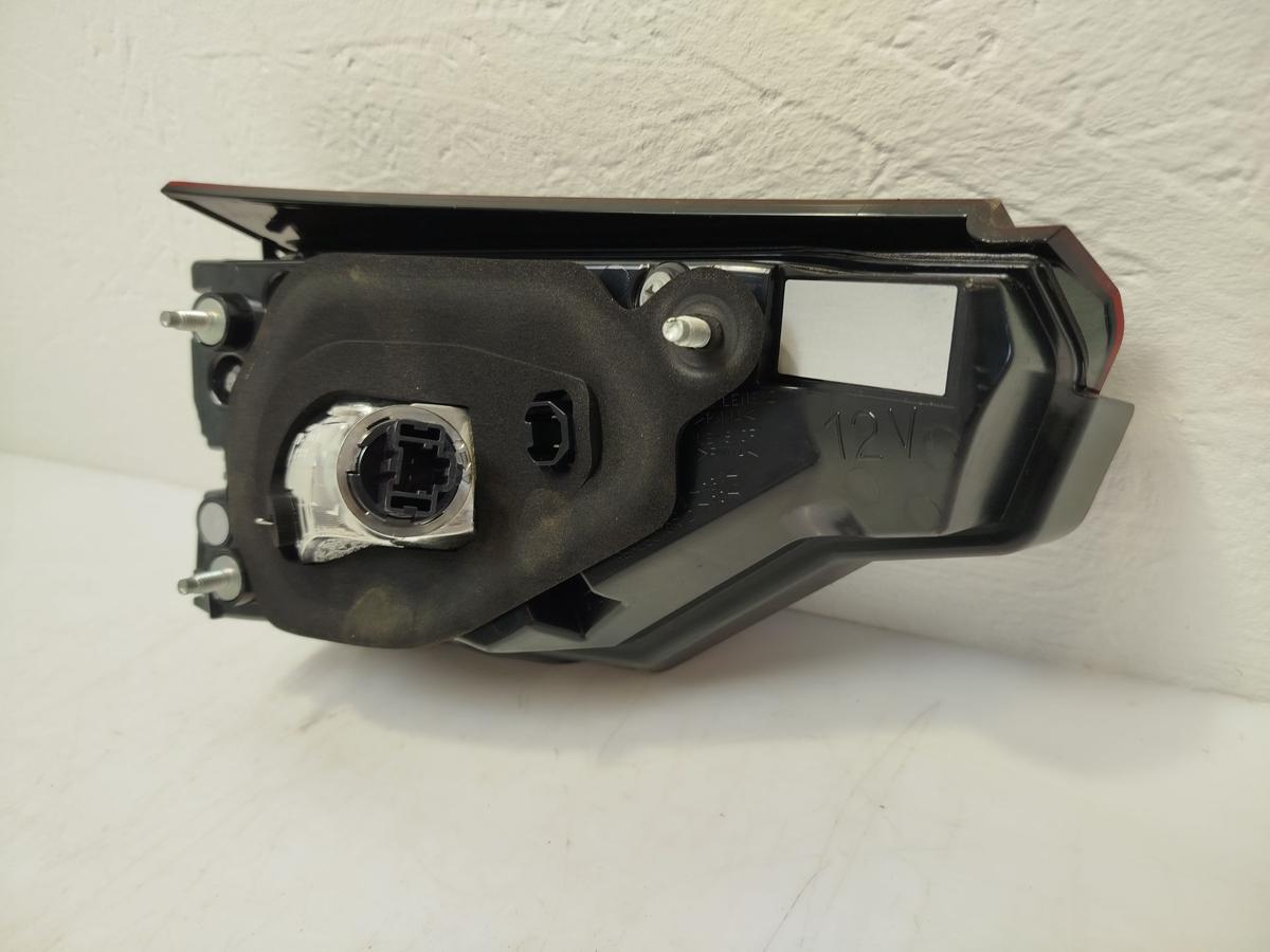 Mitsubishi Eclipse Cross GK0 ab21 R&uuml;ckleuchte rechts Innenteil Heckleuchte OEM