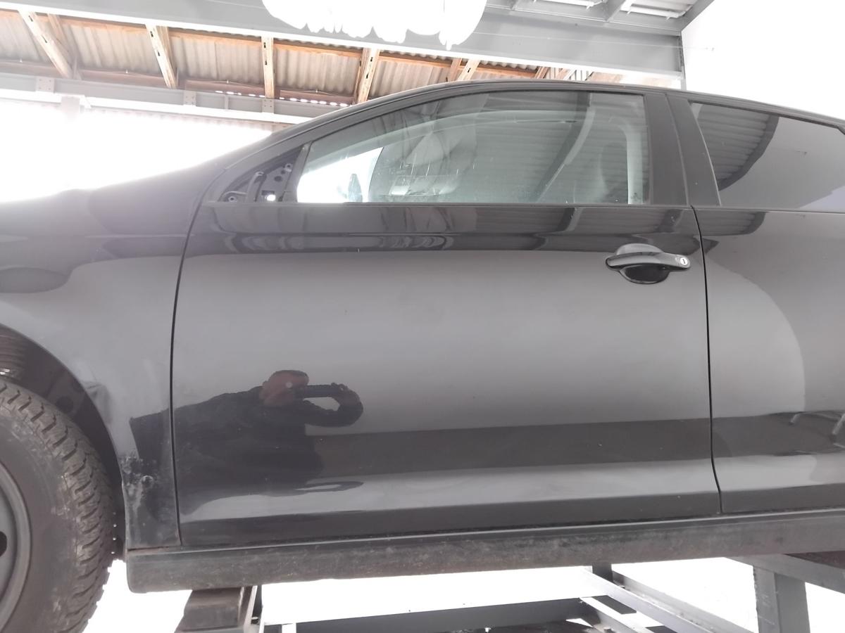 VW Jetta 5 1K2 T&uuml;r vorn links Fahrert&uuml;r LC9X Deep Black Pearl BJ2009