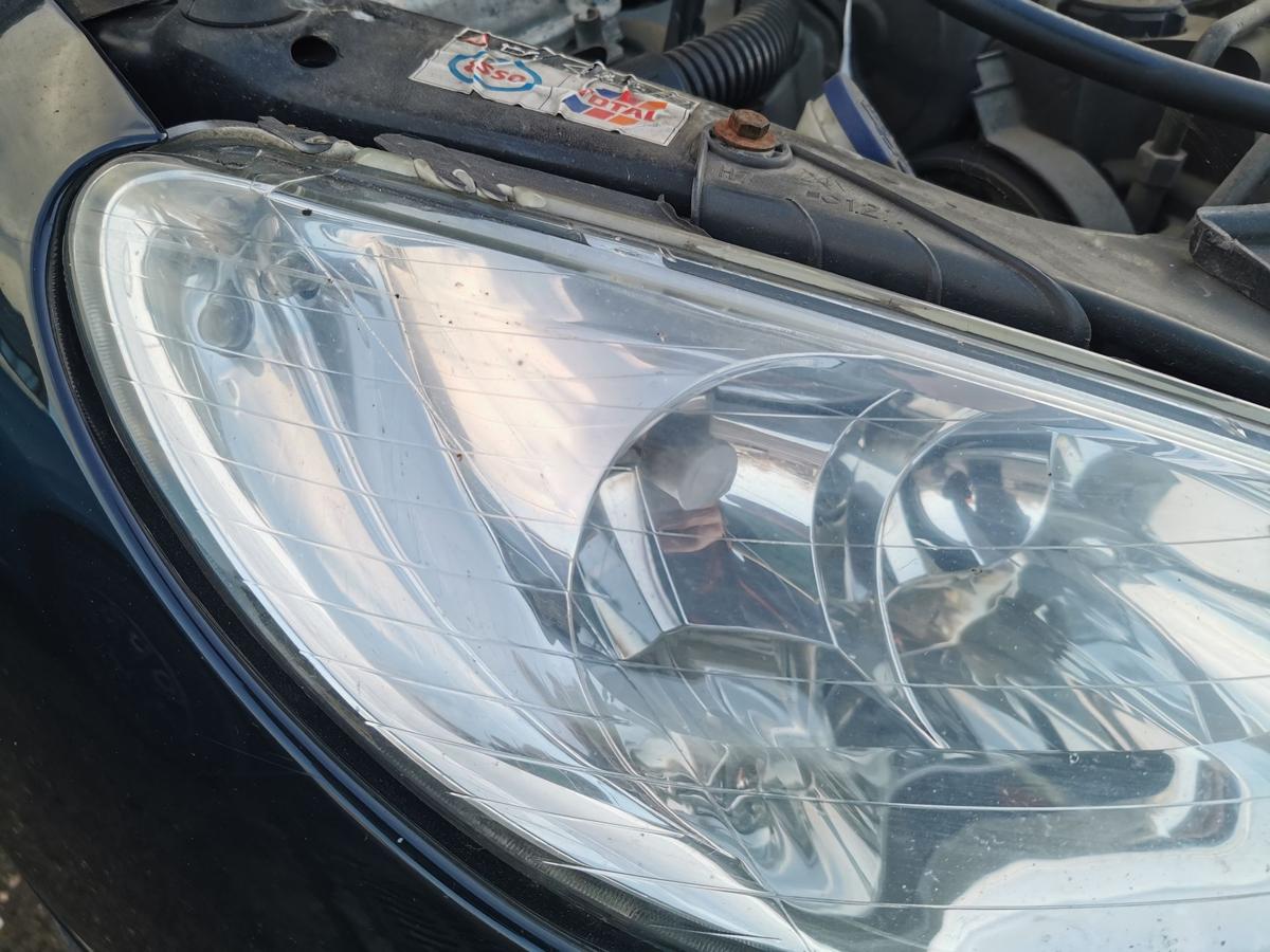 Peugeot 206 CC Scheinwerfer Hauptscheinwerfer Frontscheinwerfer vorn rechts