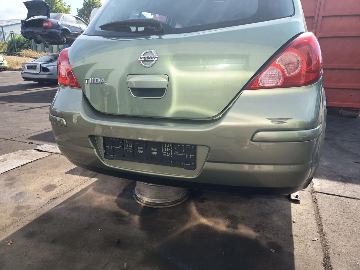 Nissan Tiida C11 orig Stoßfänger hinten J40 Green Flash Metallic Bj 2008