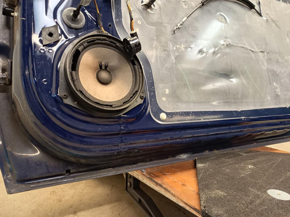 Opel Corsa D original T&uuml;r vorn rechts Beifahrerseite Z20Z Royalblau Bj 2011