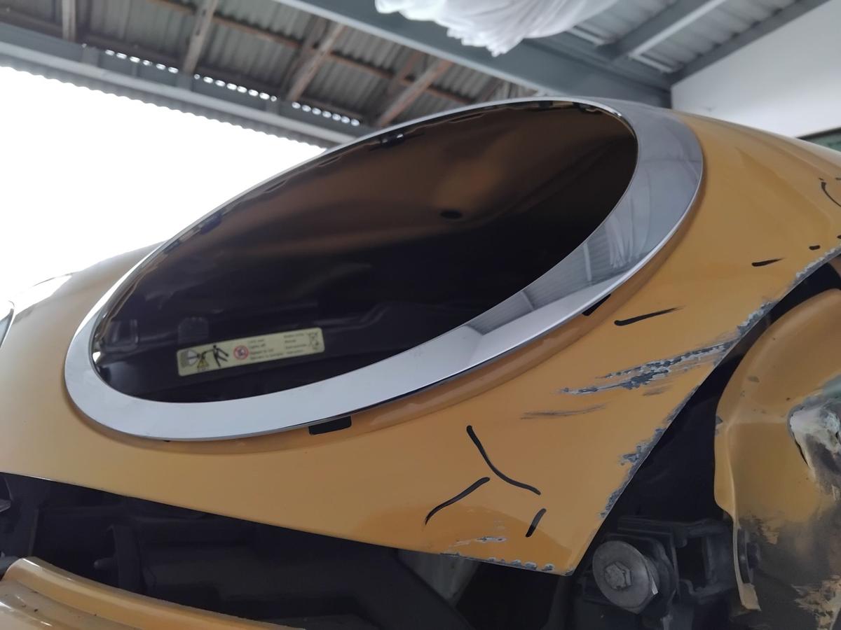 Mini II R56 One Motorhaube Deckel vorn besch&auml;digt A58 Mellow Yellow BJ2008