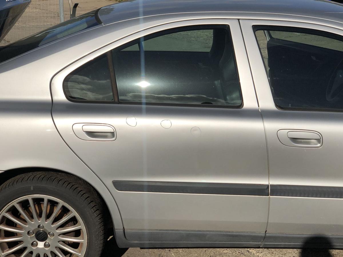 Volvo S60 Typ P24 T&uuml;r hinten rechts Fondt&uuml;r im Rohbau 42600 SILVER METALLIC