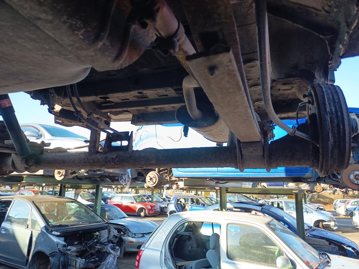 VW Caddy 9K original Hinterachse Tr&auml;ger trommelgebremst 164tkm Bj 2003