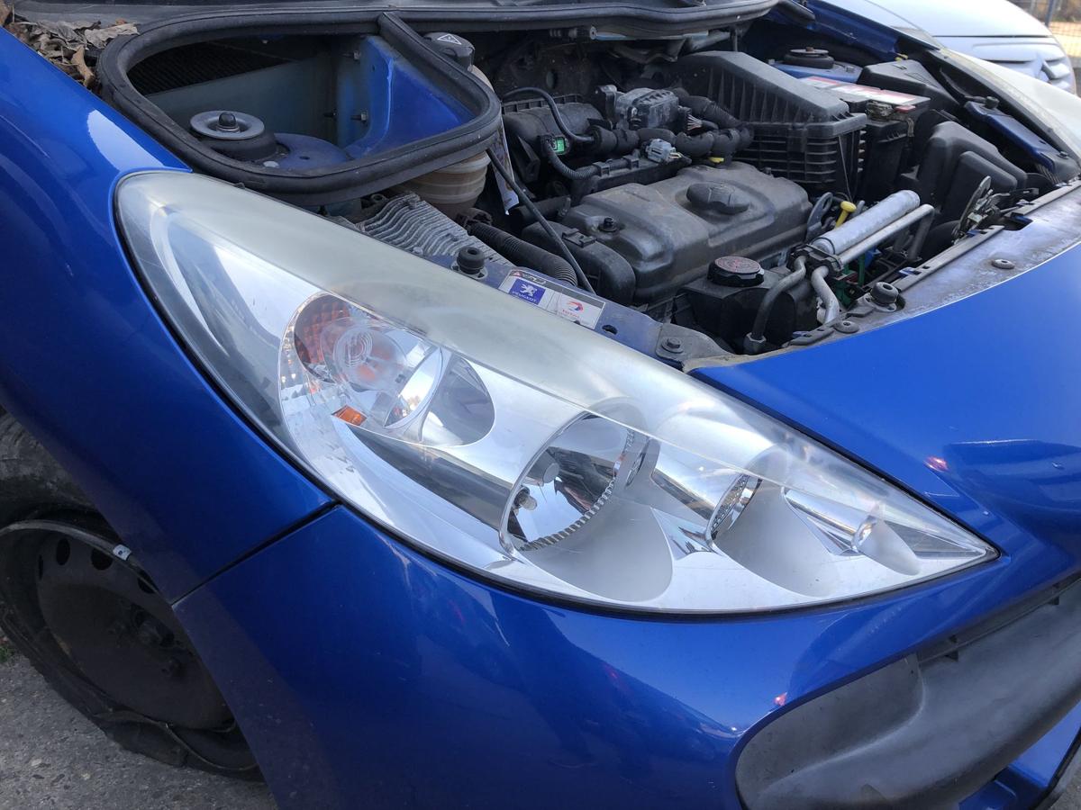 Peugeot 206+ Scheinwerfer vorn rechts Frontscheinwerfer Lampe Licht vorn Halogen