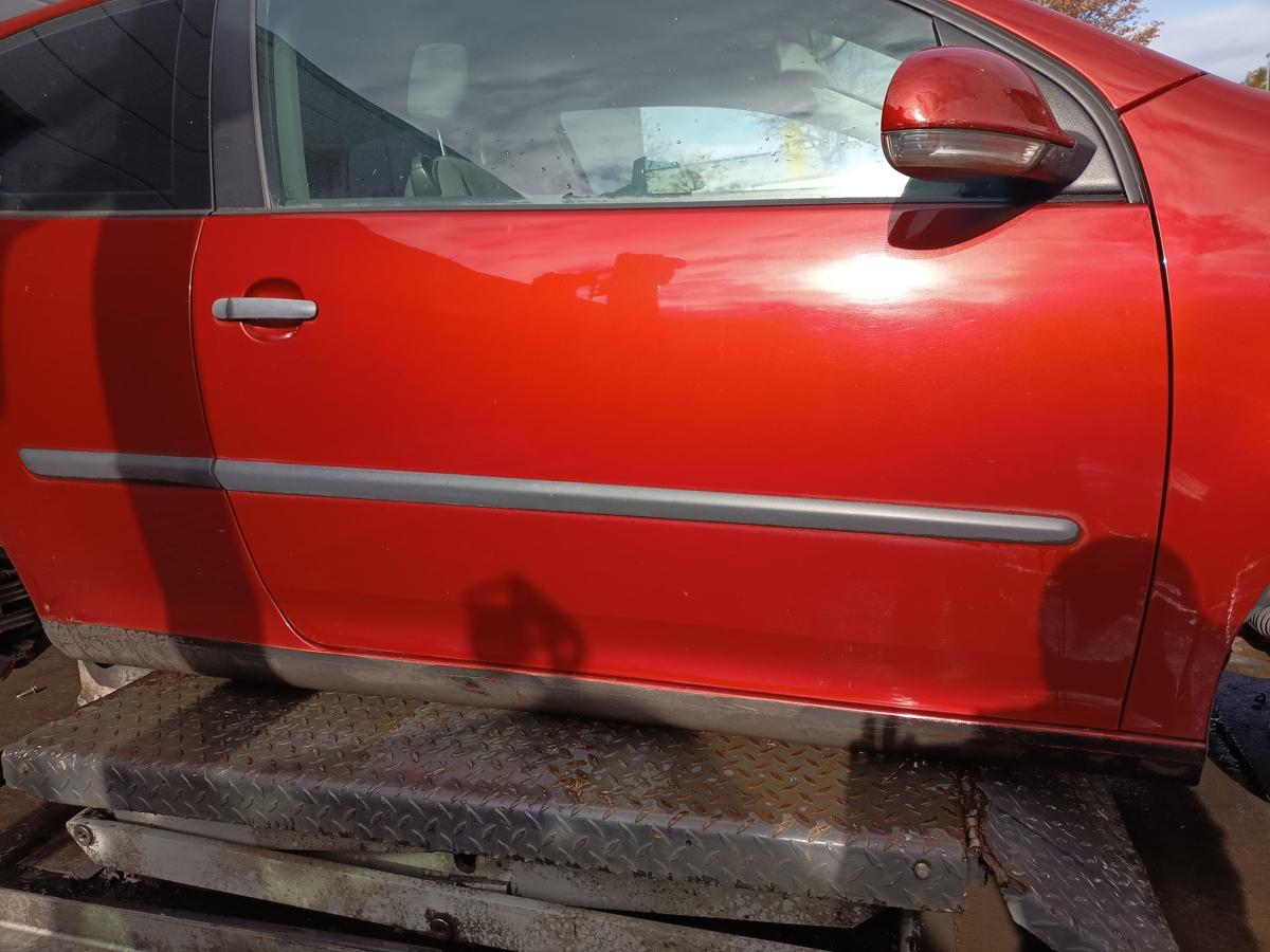 VW Golf V 5 original Tür rechts 3türer LA3W Rot Bj 2003 VW Golf V 5 original Tür rechts 3türer LA3W Rot Bj 2003