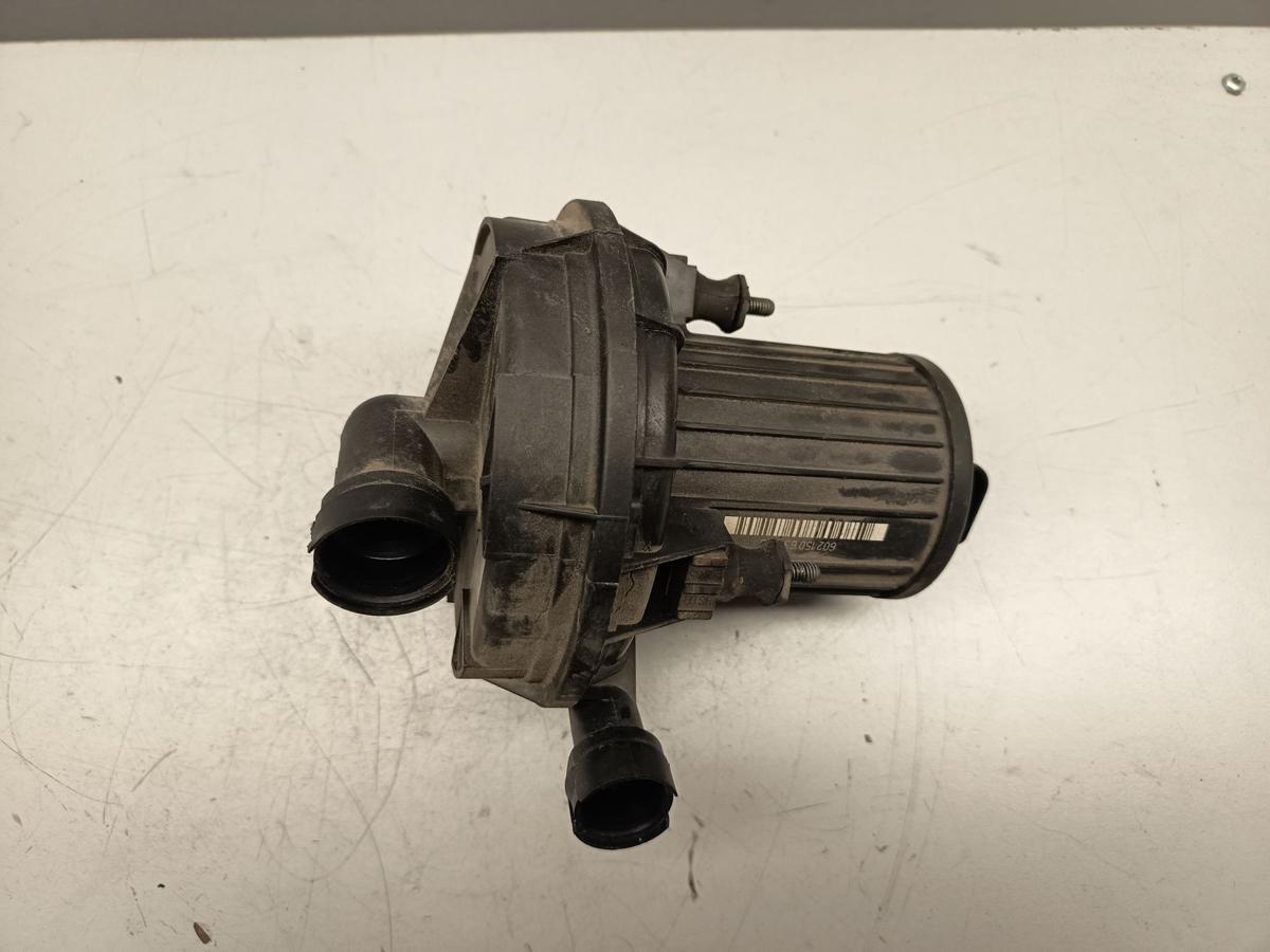 VW Passat 3C original Sekund&auml;rluftpumpe 1.6 75kW Benzin Bj 2006