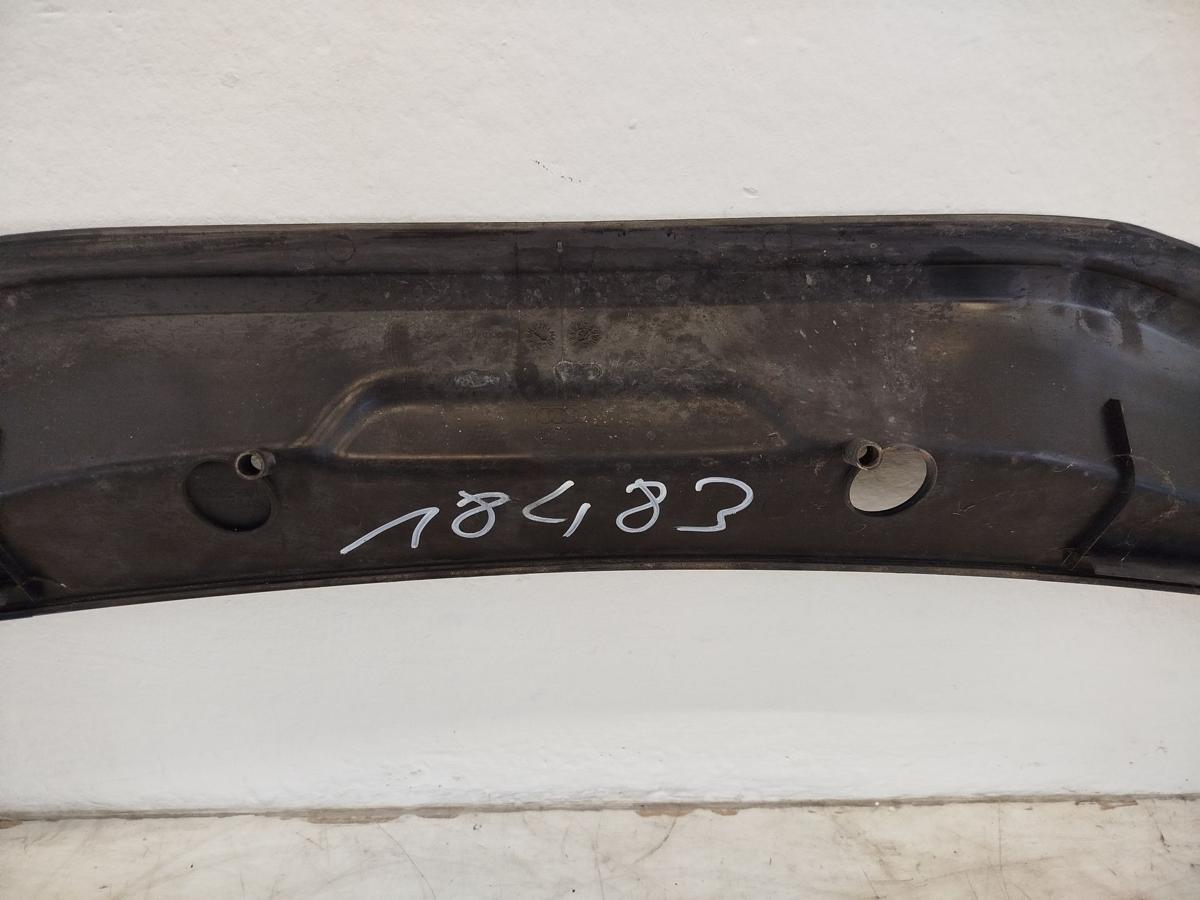 Audi A1 8X Sportback Windlauf Frontscheibe Abdeckung Wischer OEM