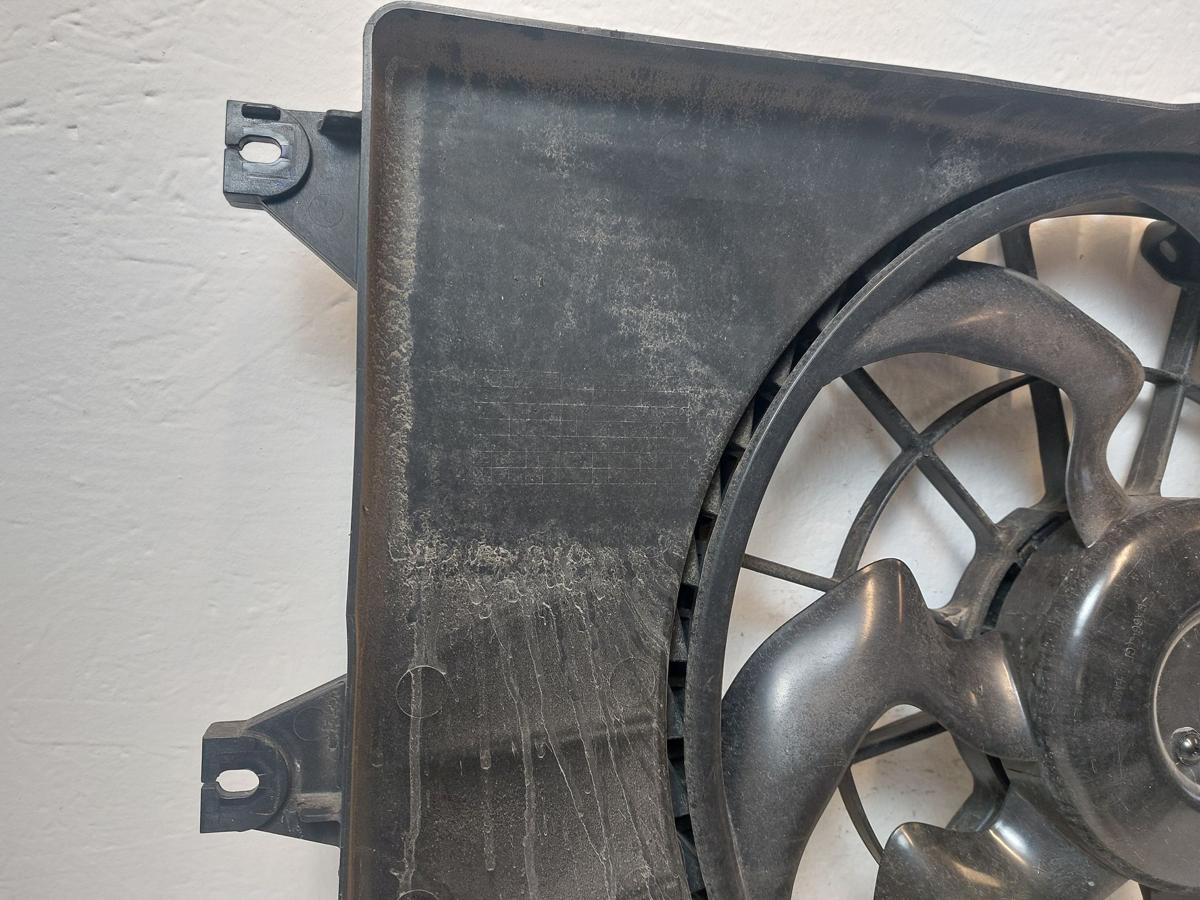 Hyundai i30 PD Mild Hybrid Elektrol&uuml;fter K&uuml;hlerl&uuml;fter mit Zarge 25304-G4710