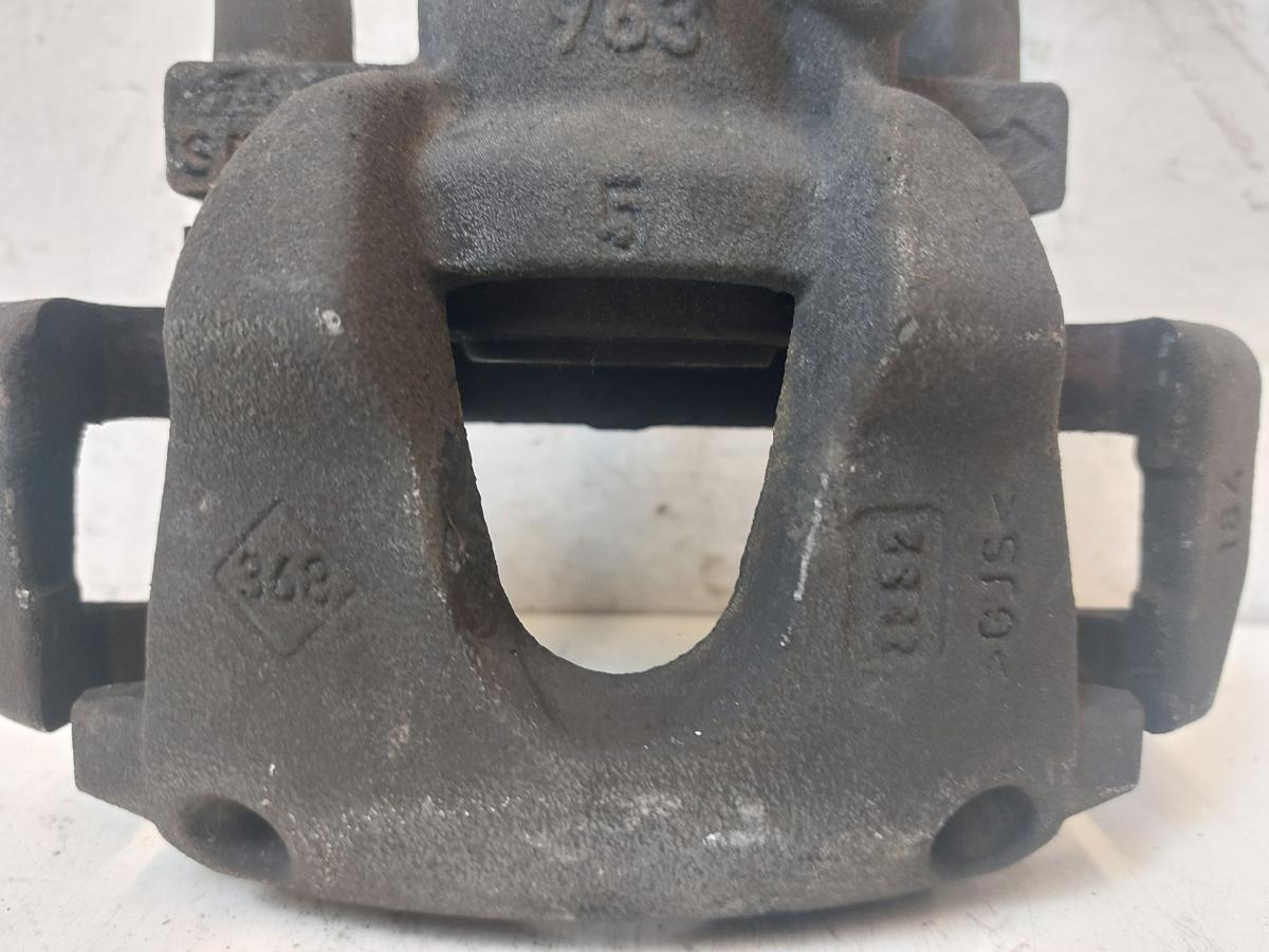 Renault Clio IV X98 TCe90 Bremssattel vorn links Sattel Bremszange 900ccm 66kw