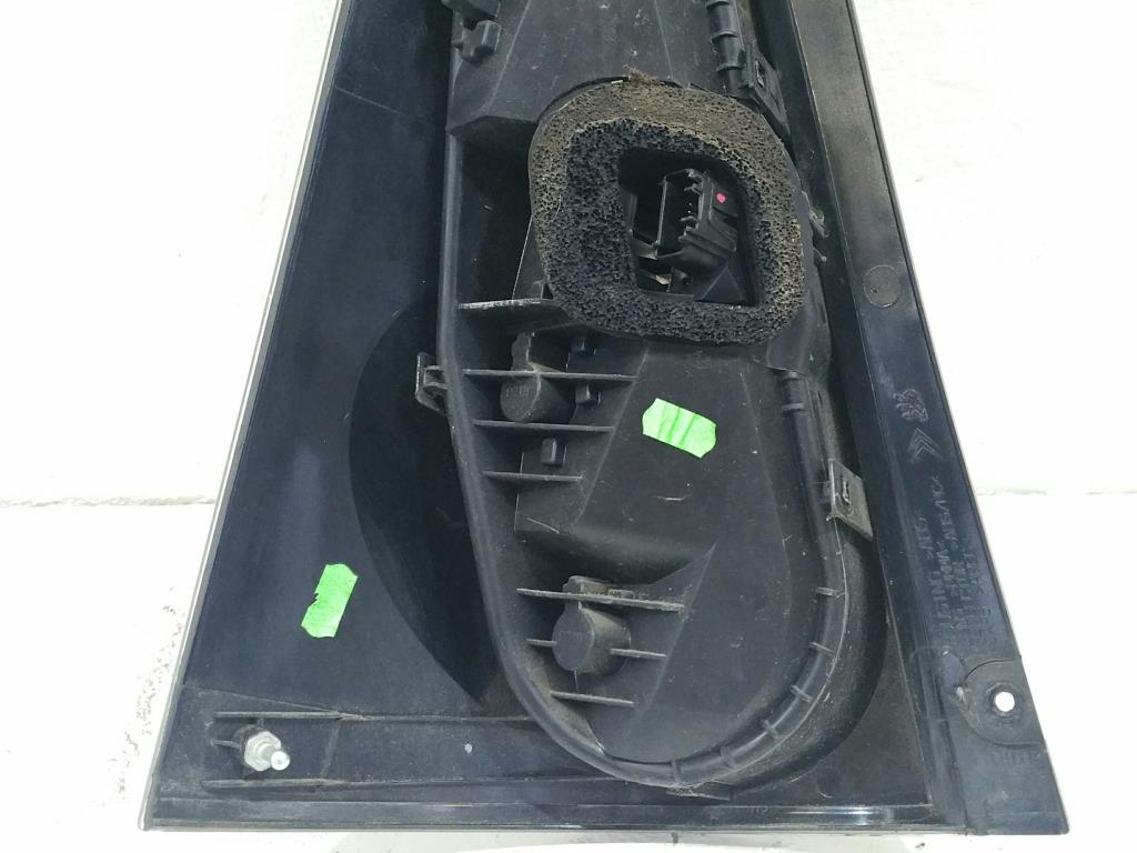 Rückleuchte Rücklicht rechts 5 türer Heckleuchte Citroen C1 P