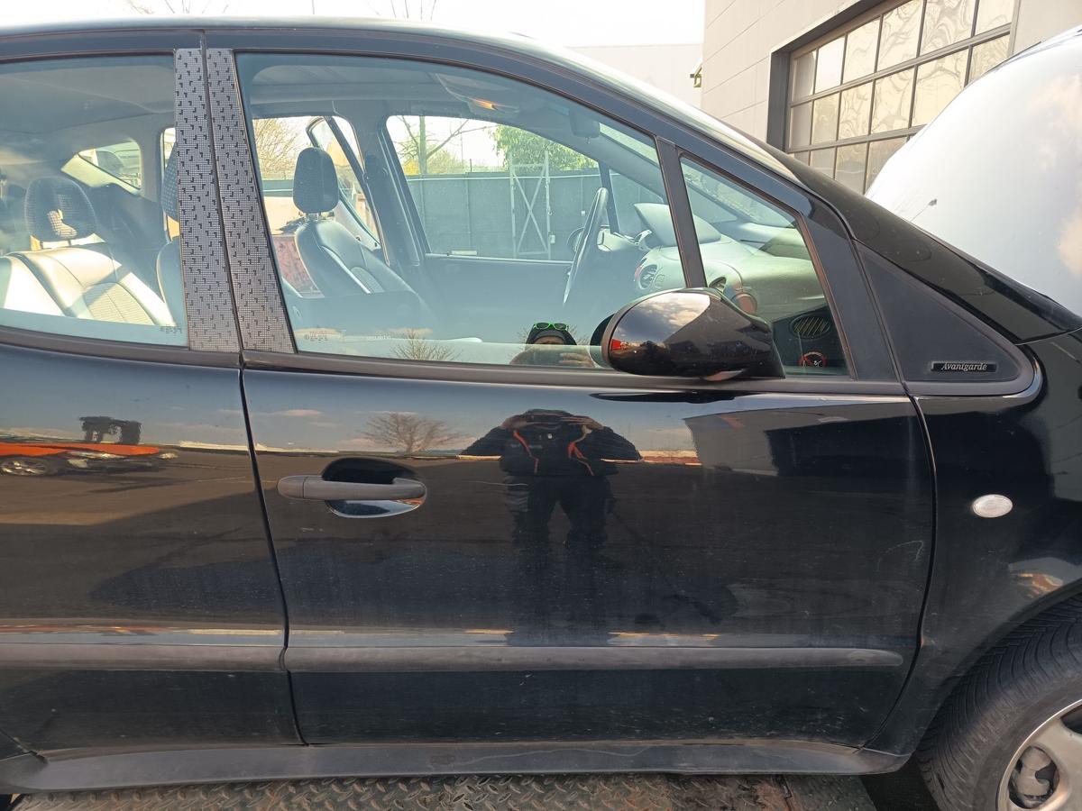 Mercedes A-Kl. W168 original T&uuml;r vorn rechts Beifahrer 696 Nachtschwarz Bj 1999