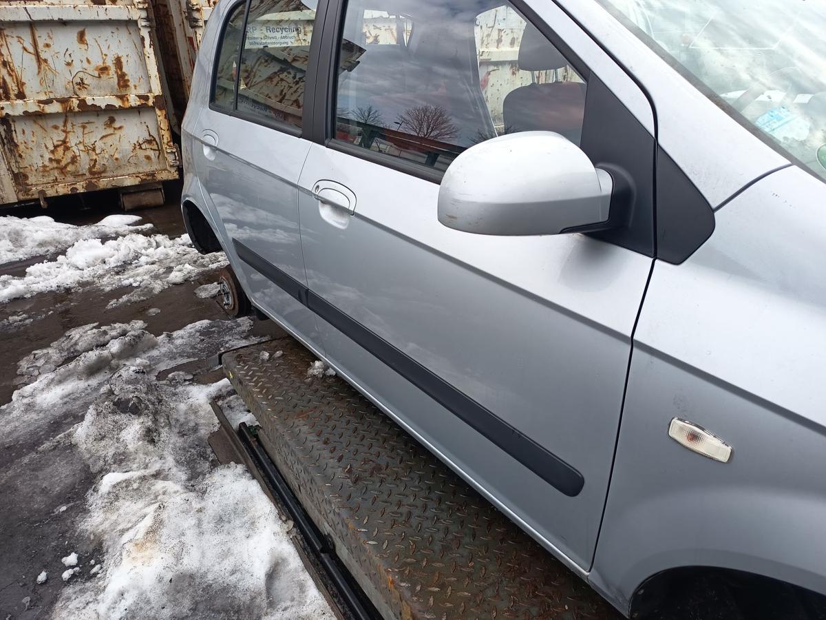 Hyundai Getz original T&uuml;r vorn rechts Beifahrer 5S Space silver Bj 2005