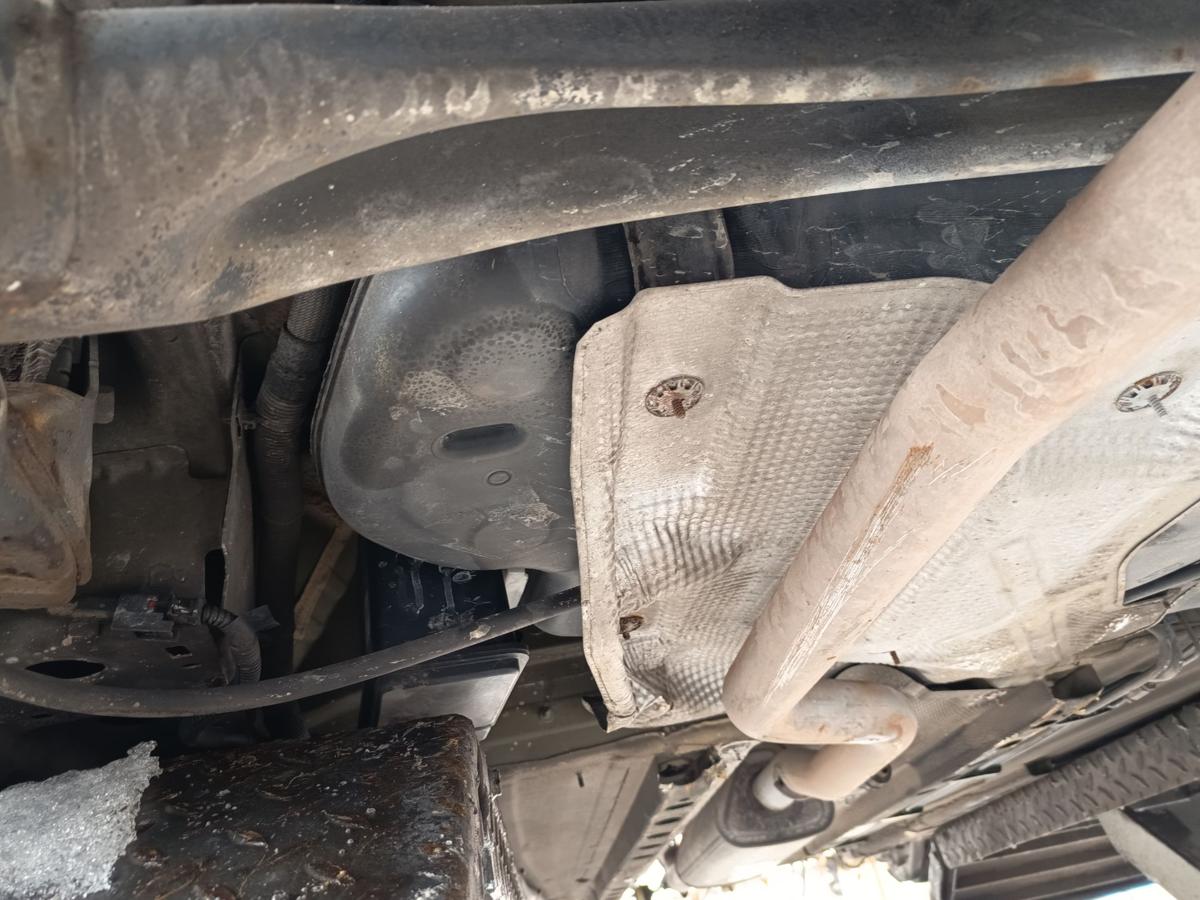 Opel Astra K original Tank Kraftstoffbeh&auml;lter 1.4l 92kW Benzin Bj 2018