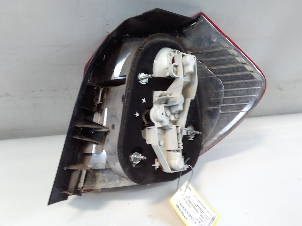 BMW 1er E81 E87 LCI original Rückleuchte Heckleuchte links Facelift BJ2009