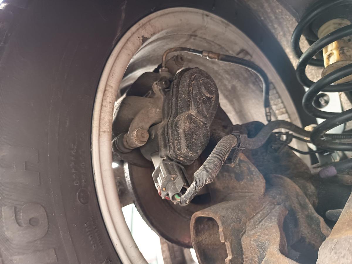 Renault Grand Scenic 3 original Hinterachse Tr&auml;ger scheibengebremst 200tkm Bj 09