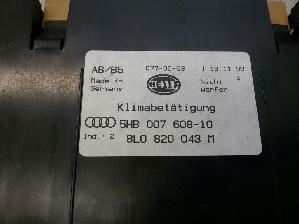 Audi A3 8L BJ1999 Klimabedienteil Heizungsregulierung 8L0820043M Hella