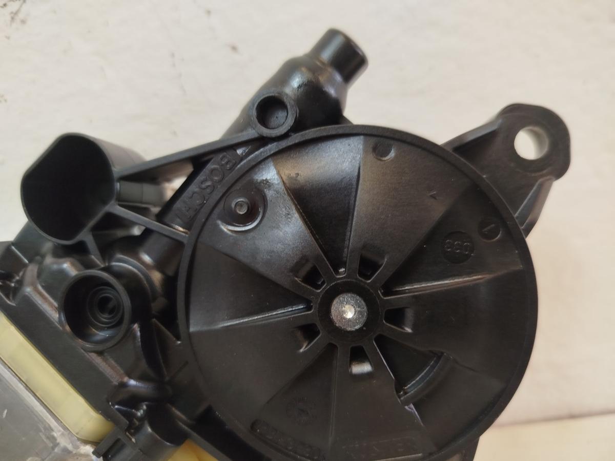 Audi A3 8V Sportback Fensterhebermotor vorn rechts Hebermotor Beifahrert&uuml;r