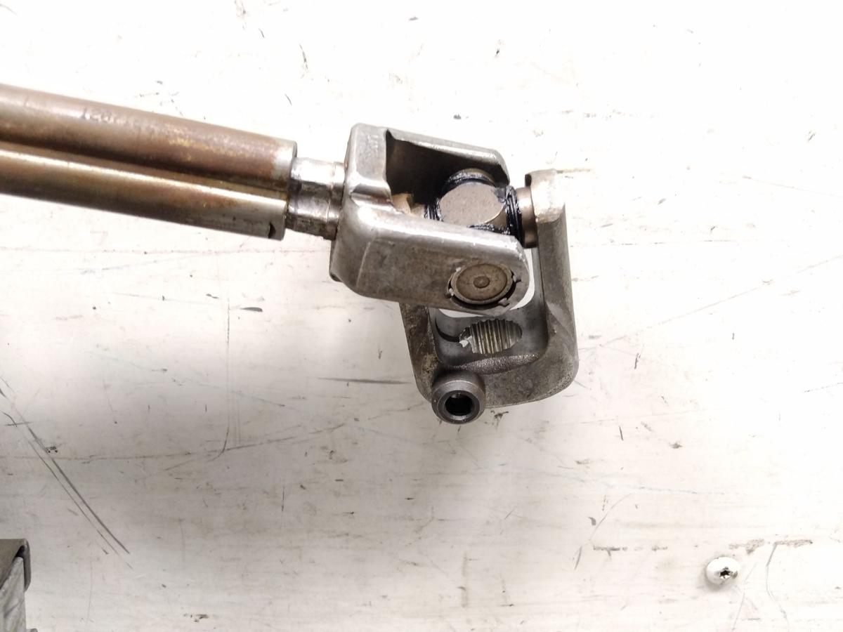 Audi A3 8P original Lenks&auml;ule mit Mantelrohr manuell verstellbar Bj.2013