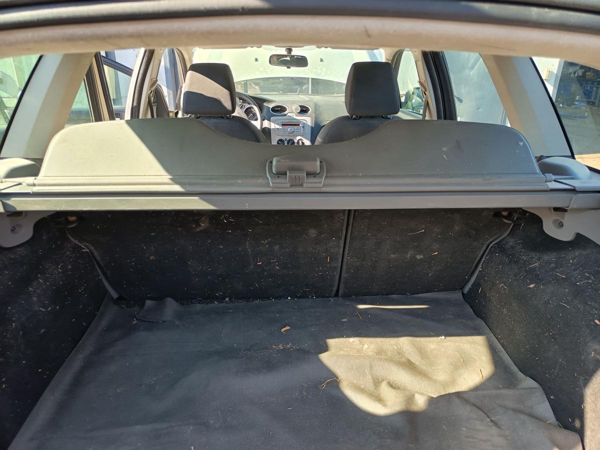 Ford Focus II Turnier original Laderaumabdeckung Rollo Hutablage hellgrau Bj2009