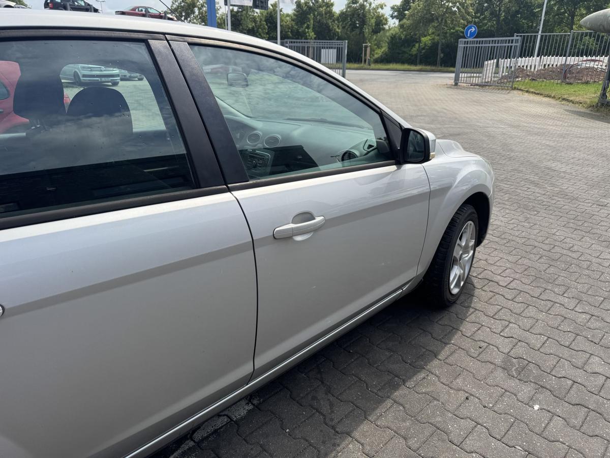 Ford Focus 2 original T&uuml;r vorn rechts Polar Silber 5-T&uuml;rer Facelift Bj.2009
