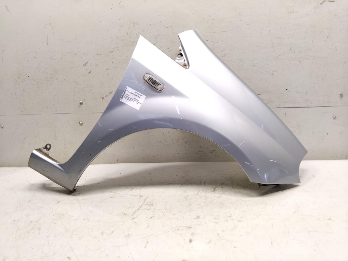 Fiat Grande Punto original Kotfl&uuml;gel vorn rechts BJ2009 589/A Grigio Argento Vivo Metallic