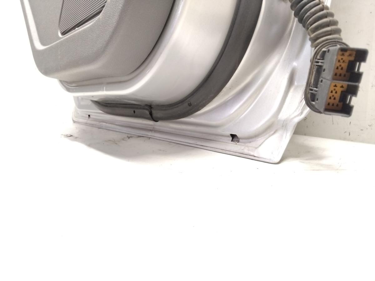 Ford Focus 2 Limo Facelift T&uuml;r hinten links polarsilbermetallic Bj.2009