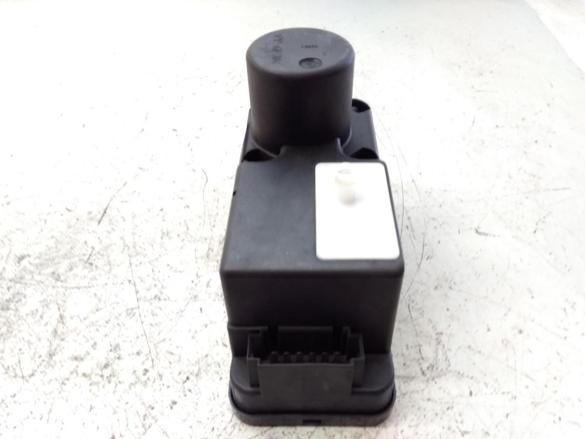 VW Golf 3 Cabrio original Pumpe Zentralverriegelung 1H0962257G Hella BJ1999