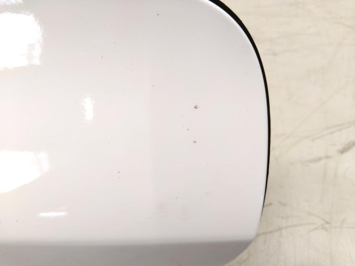 Ford Focus 4 Kombi DEH Facelift original Tankklappe frostwei&szlig; 1.5TDCI Bj.2023