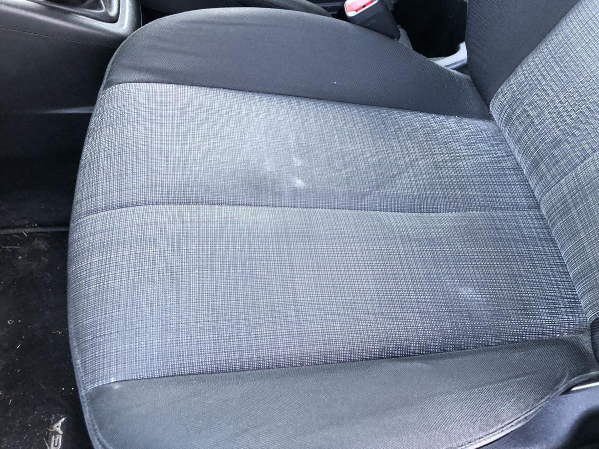 Kia Venga YN Sitz vorn links Fahrersitz Stoff mit Heizung Autositz