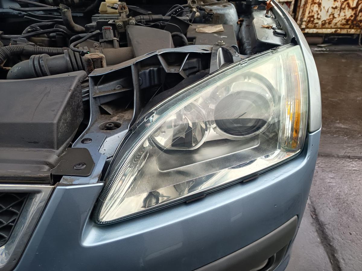 Ford Focus II original Scheinwerfer links Halogen/Haupt/Front/Licht Bj 2005