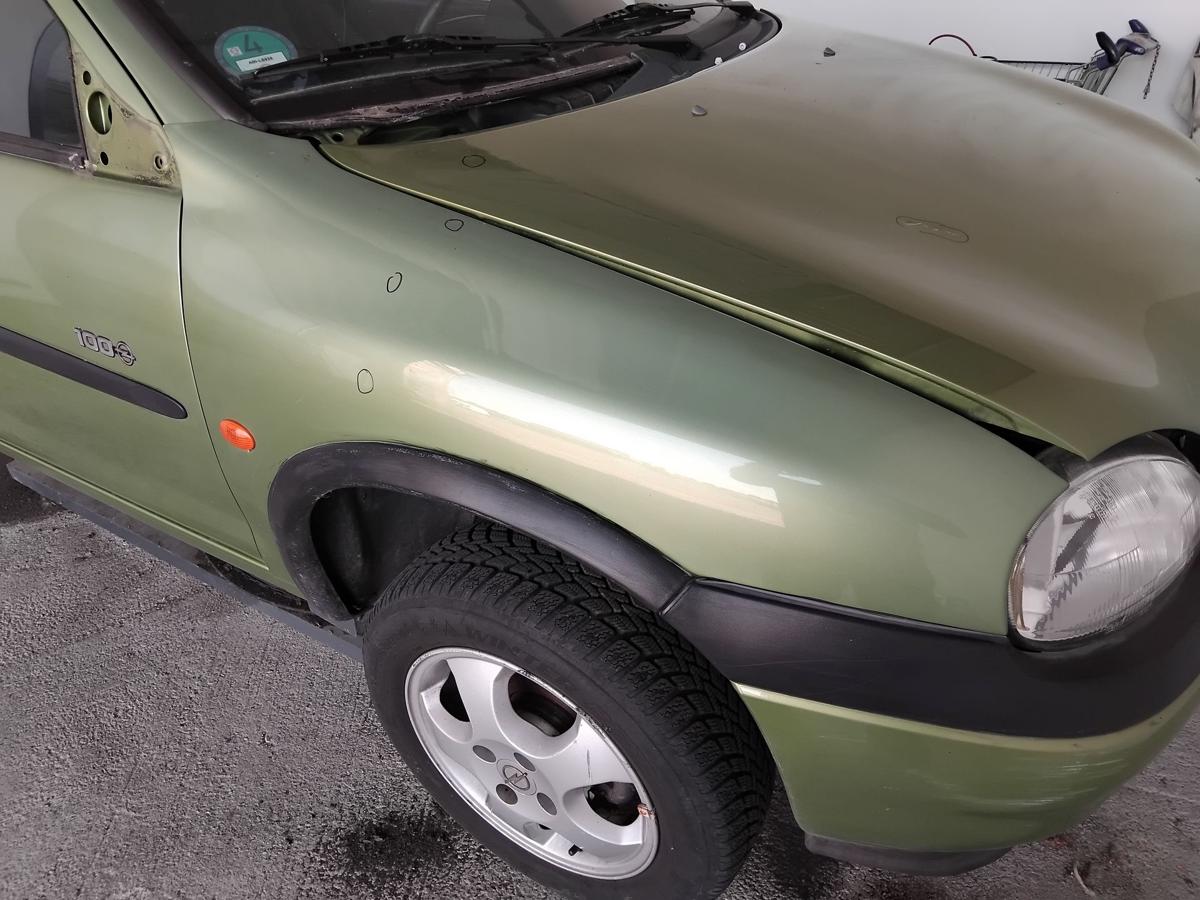 Opel Corsa B original Kotflügel vorn rechts 49L kiwigrünmetallic BJ2000