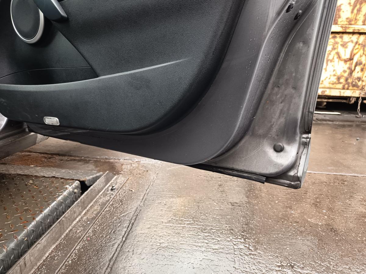 Renault Megane III Kombi orig T&uuml;r Roht&uuml;r vorne rechts TEKNG grau Bj 2010