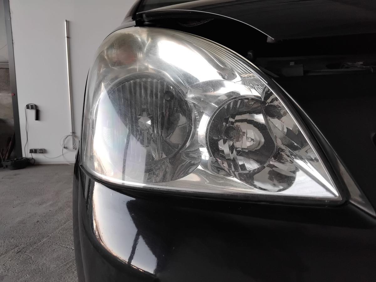 Toyota Corolla Verso II AUR10 orig.Scheinwerfer rechts Halogen mit LWR BJ2006