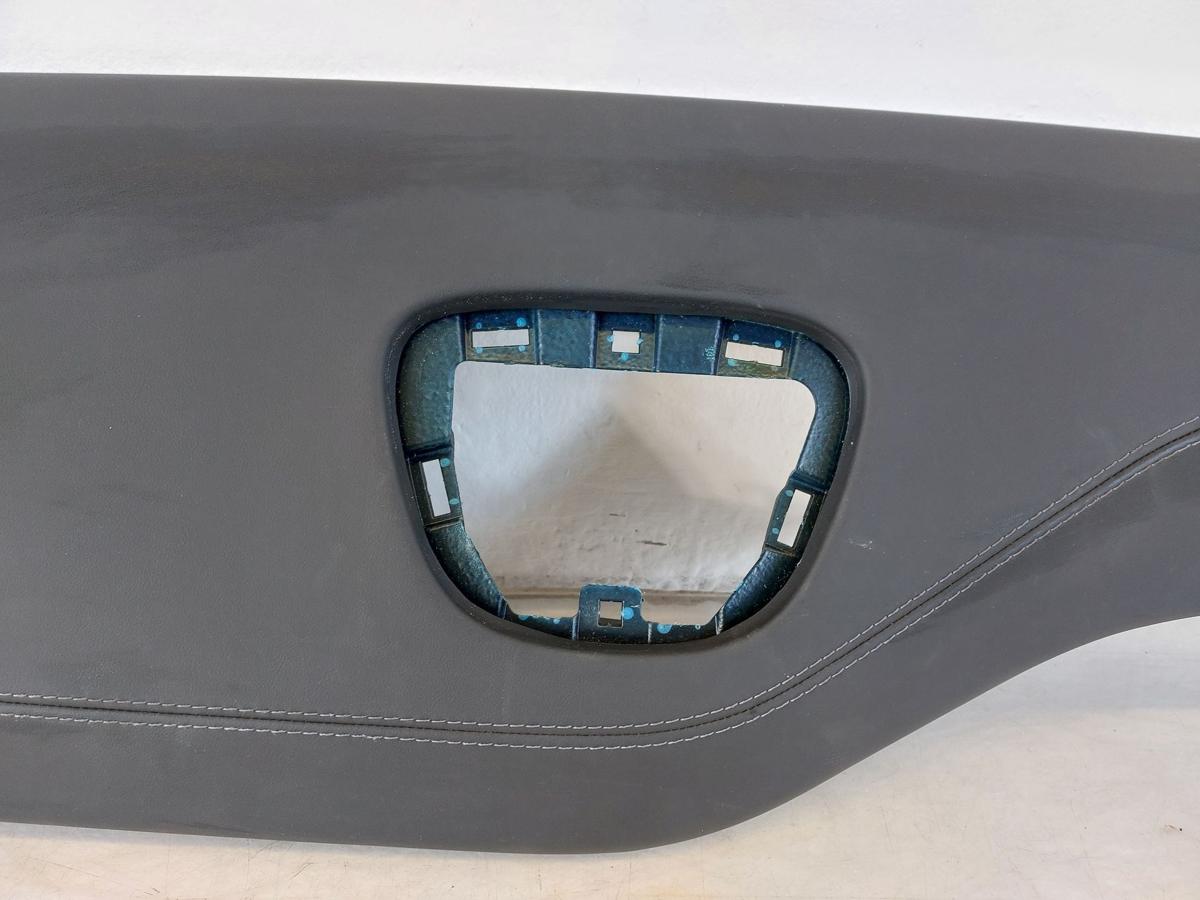 NIO EL6 Elektro SUV Abdeckung Armaturenbrett Blende Verkleidung oben Kunstleder