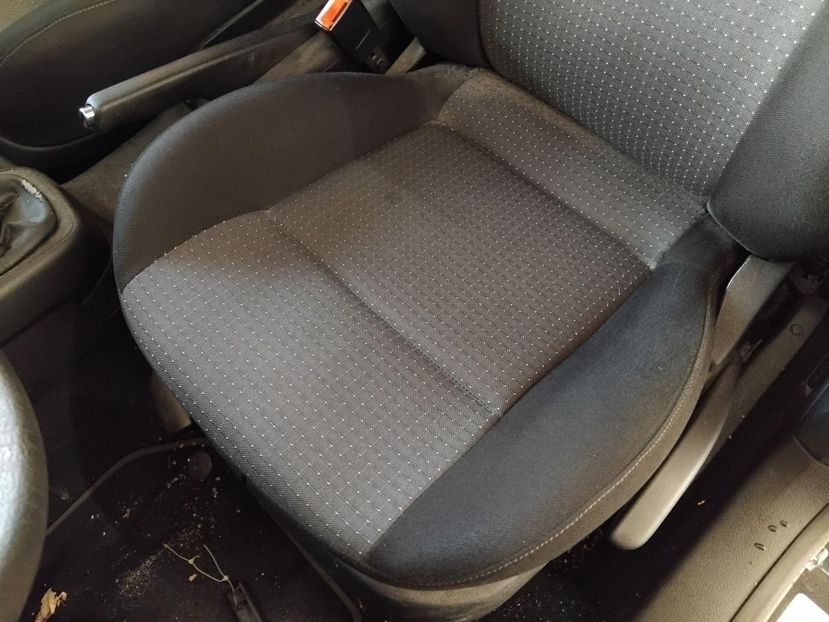 VW Golf 4 1J original Sitz vorn links Fahrersitz 5-Türer BJ2003 Stoff