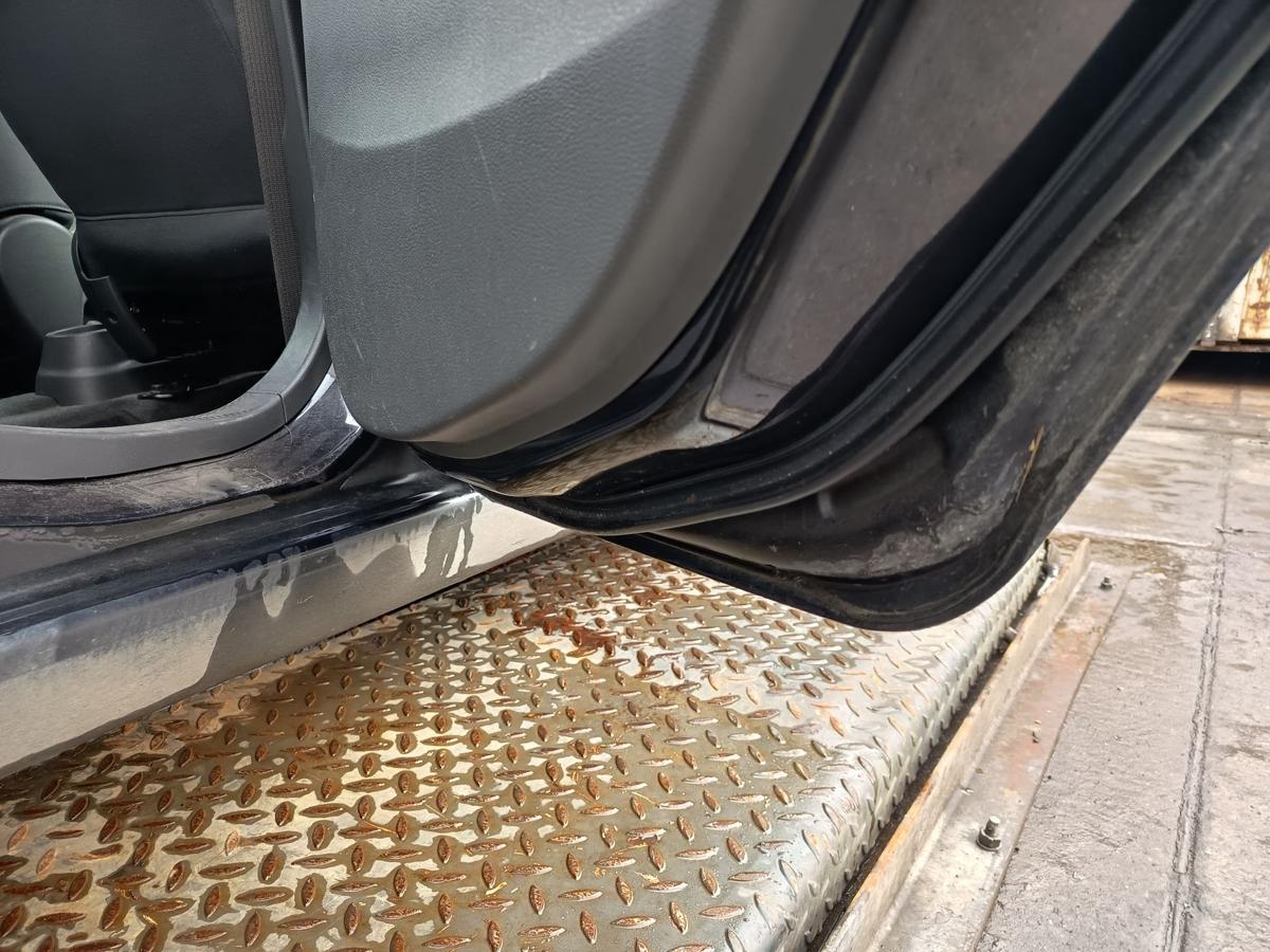 Chevrolet Spark M300 original T&uuml;r hinten rechts Fond schwarz Bj 2013