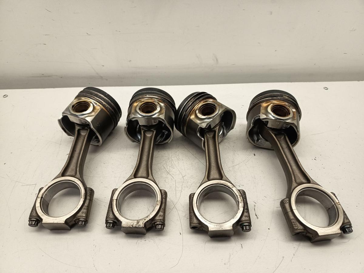 VW Passat 3C original Kolben Satz Kolben 2.0l 103kW Diesel BMP Baujahr 2005